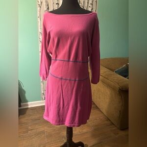 Retro stretchy pink midi dress